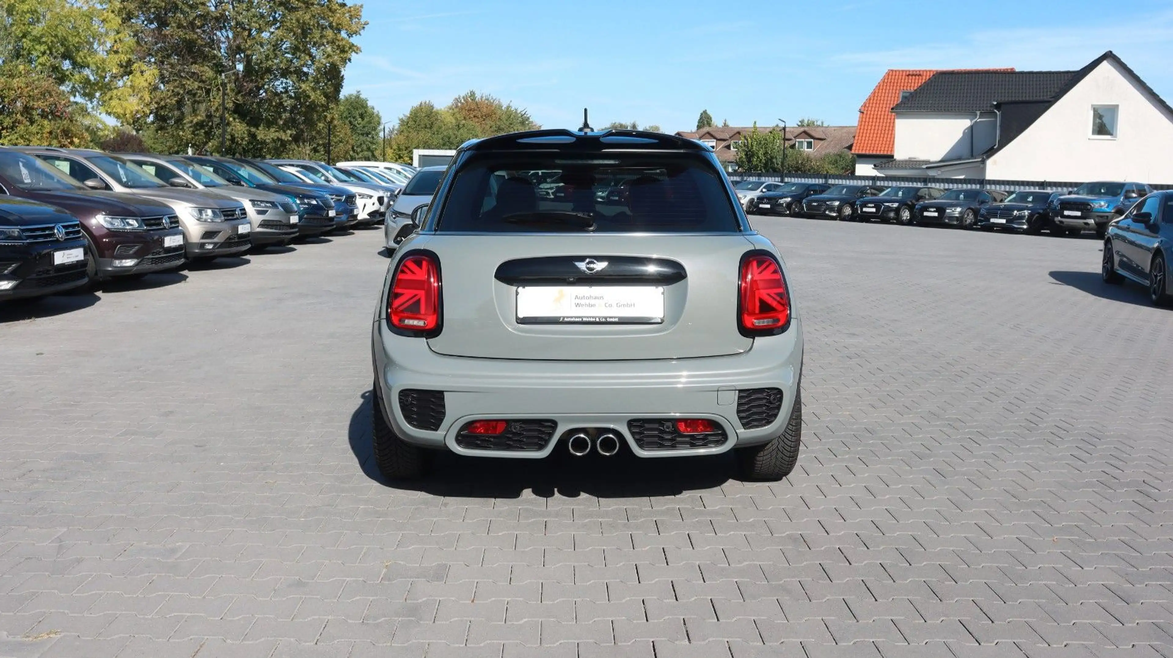 MINI Cooper S JCW Kamera LED Navi PDC Ambiente SitzHz — photo 5