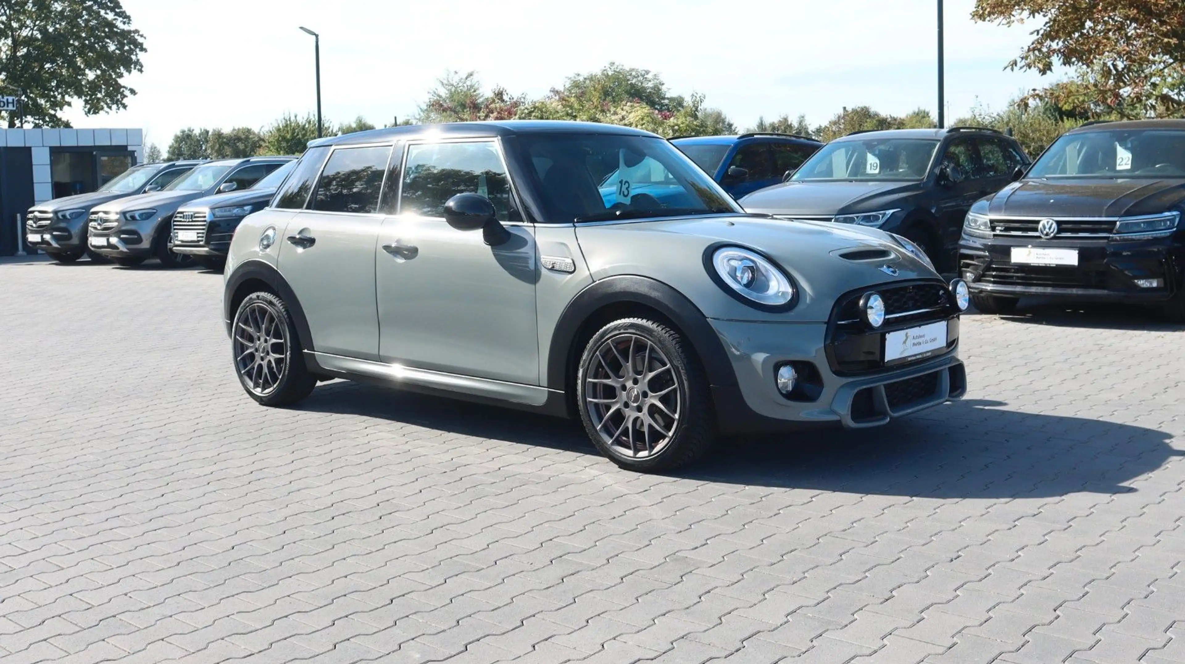 MINI Cooper S JCW Kamera LED Navi PDC Ambiente SitzHz