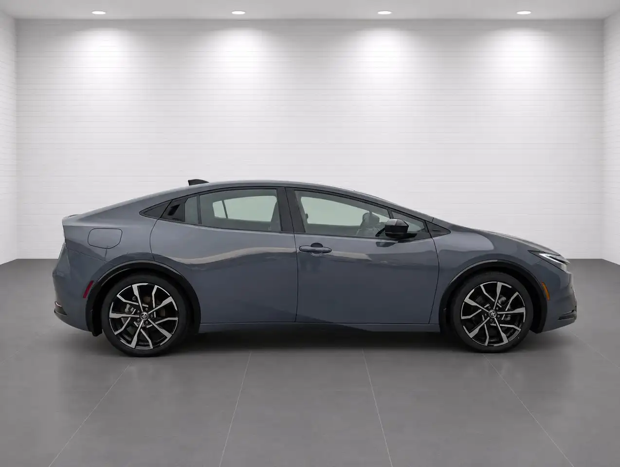 Toyota Prius Prime снимка Toyota Prius Prime