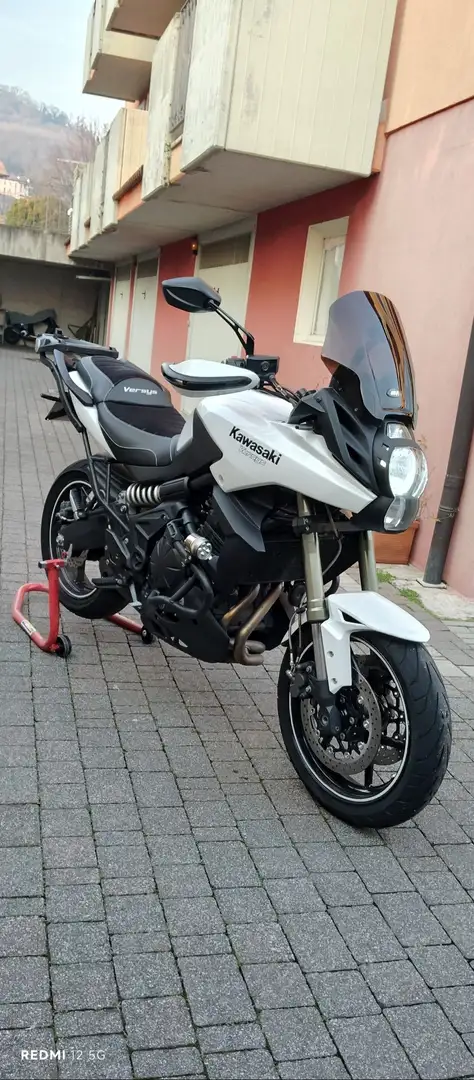 Kawasaki Versys 650 Alb - 2