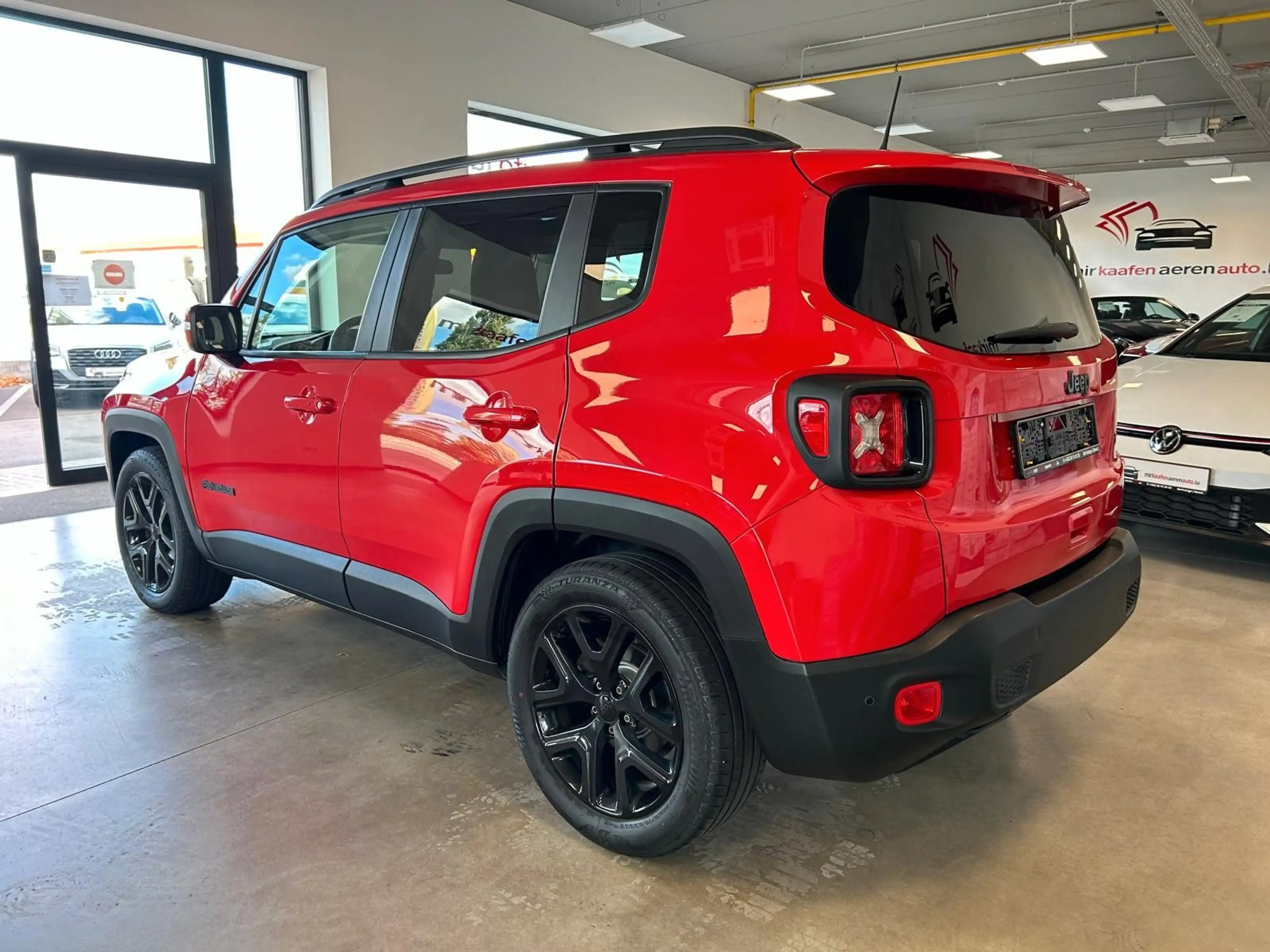Jeep Renegade Longitude*NAVI*PANORAMA*PDC* — photo 5