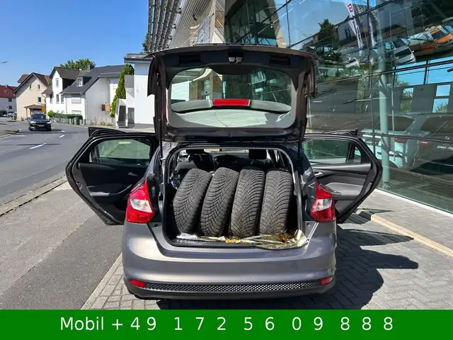 Ford Focus view 7