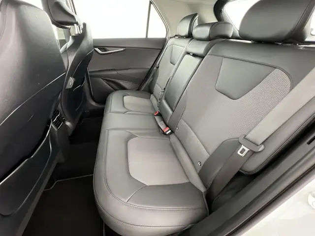 Kia Niro view 10