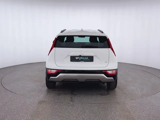 Kia Niro view 4