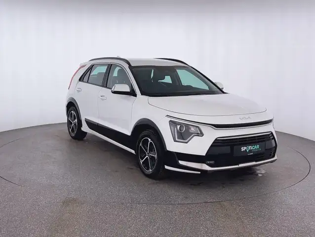 Kia Niro view 3