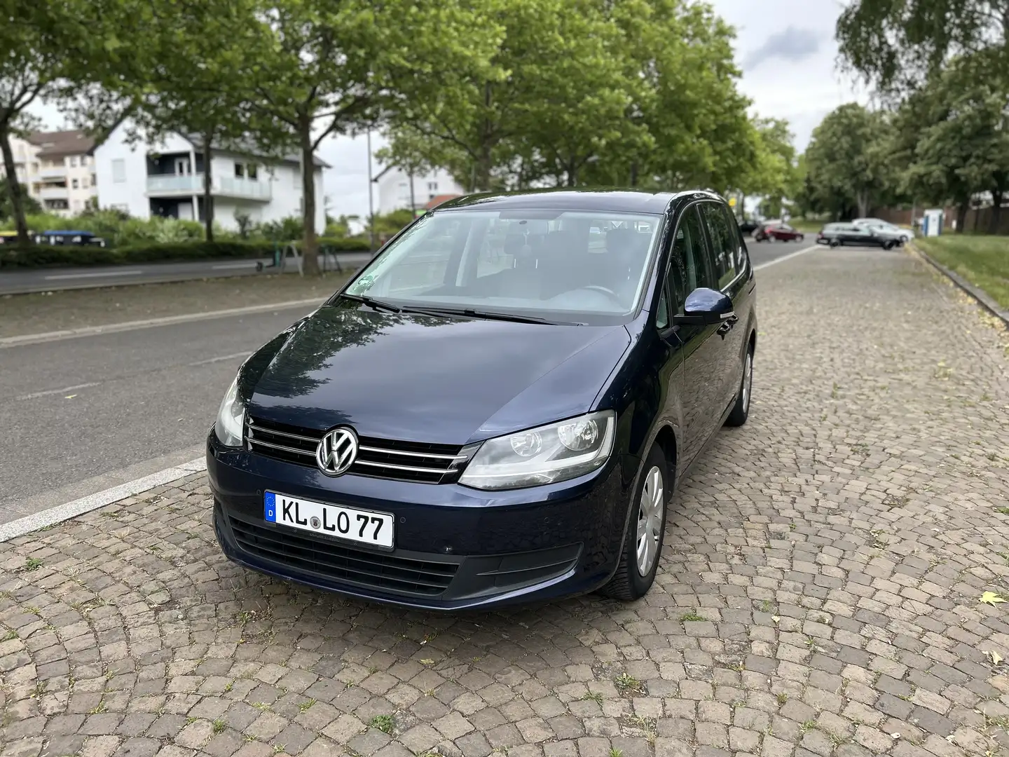 Volkswagen Sharan 2.0 TDI DSG BlueMotion Technology Trendline - 2