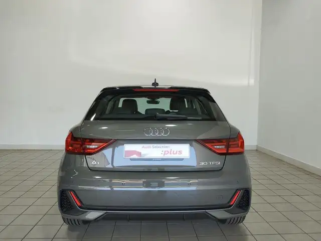 Audi A1 view 5