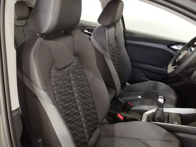 Audi A1 view 11