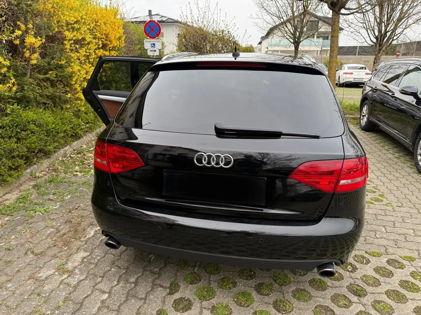 Audi A4 Avant 2.0 TFSI multitronic Attraction - 2