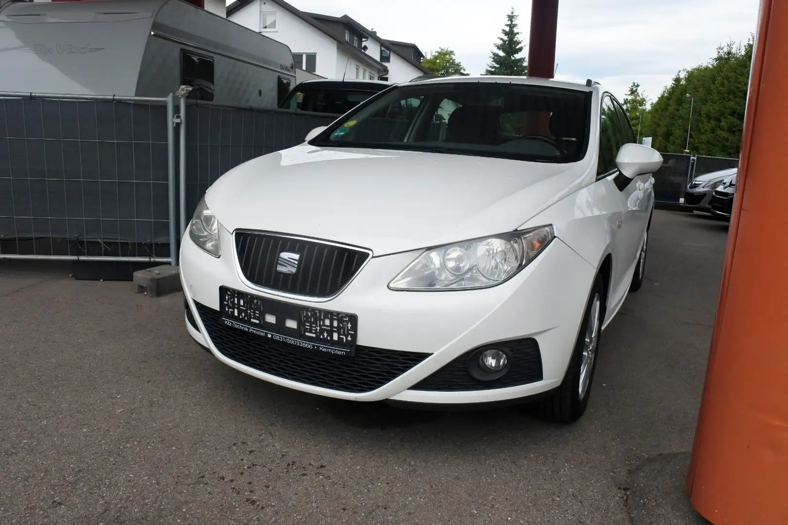 SEAT Ibiza ST TDI  Style Weiß - 1