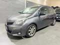 Toyota Yaris Yaris III 2011 5p 1.4 d-4d Gris - thumbnail 3