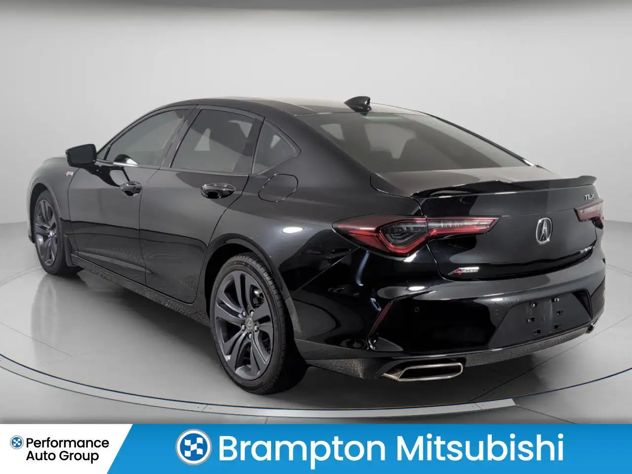 Acura TLX снимка Acura TLX