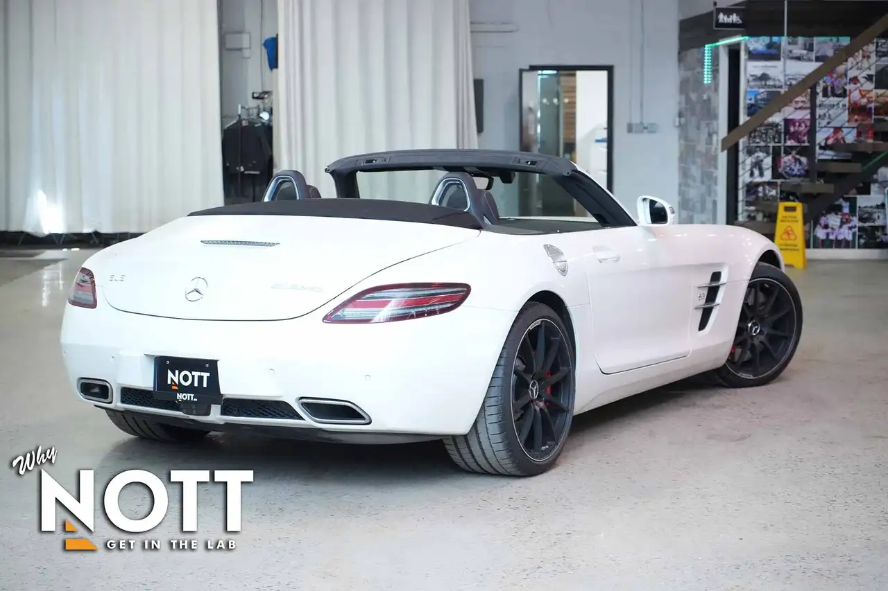 Mercedes-Benz SLS снимка Mercedes-Benz SLS