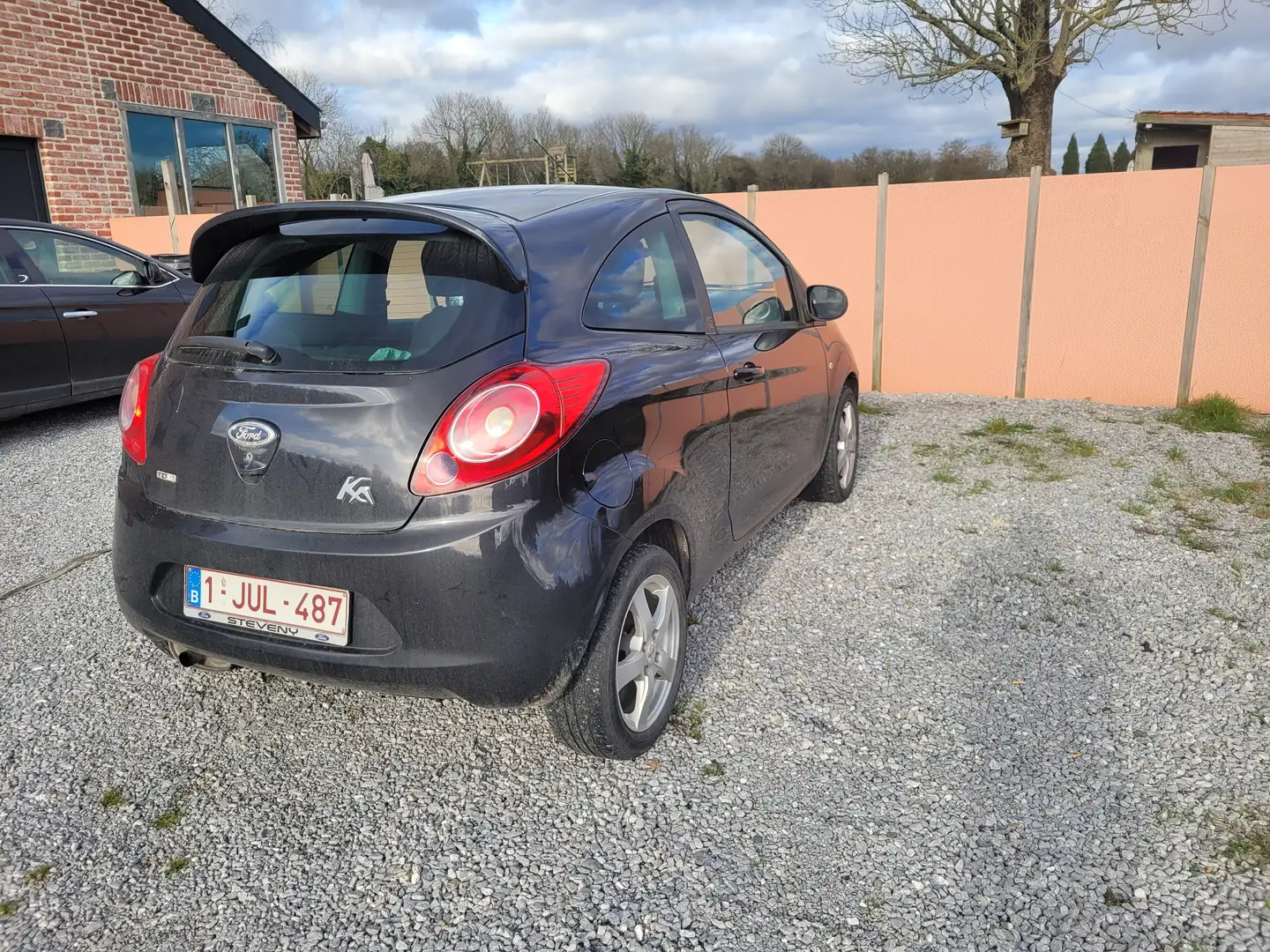 Ford Ka/Ka+ 1.3 TDCi Titanium Negro - 2