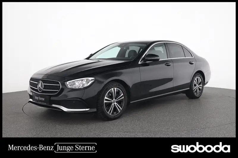 MERCEDES-BENZ Clasa E