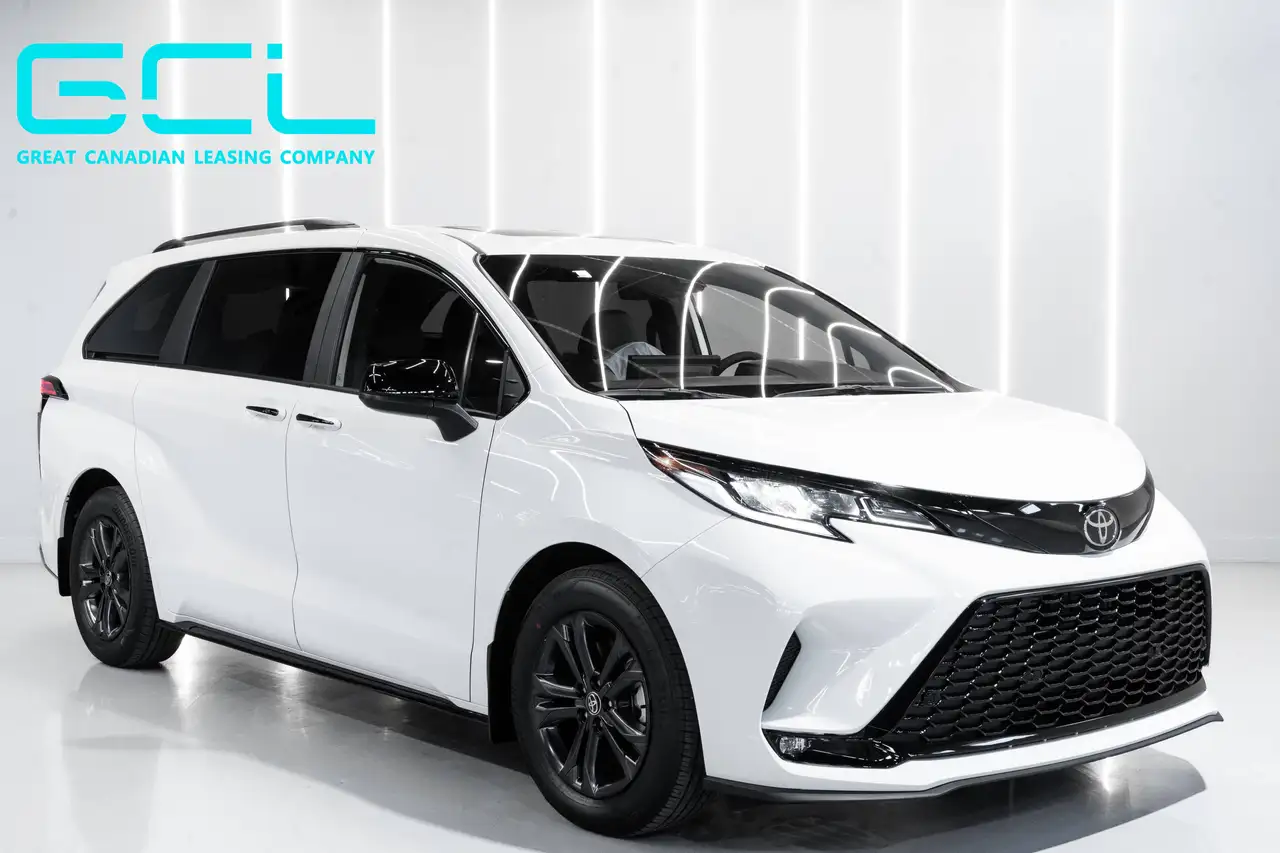 Toyota Sienna снимка Toyota Sienna