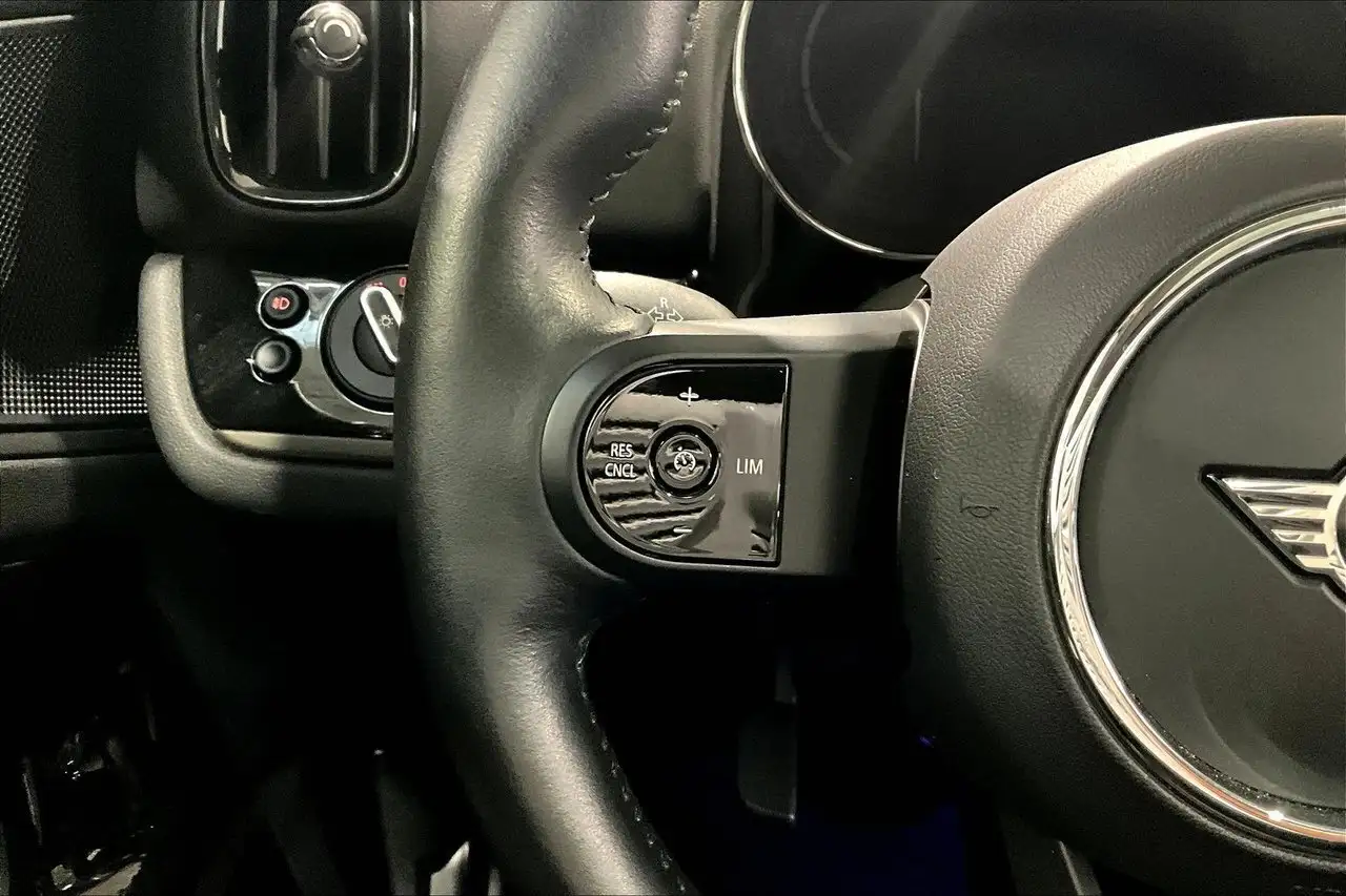 MINI Cooper S Countryman photo MINI Cooper S Countryman