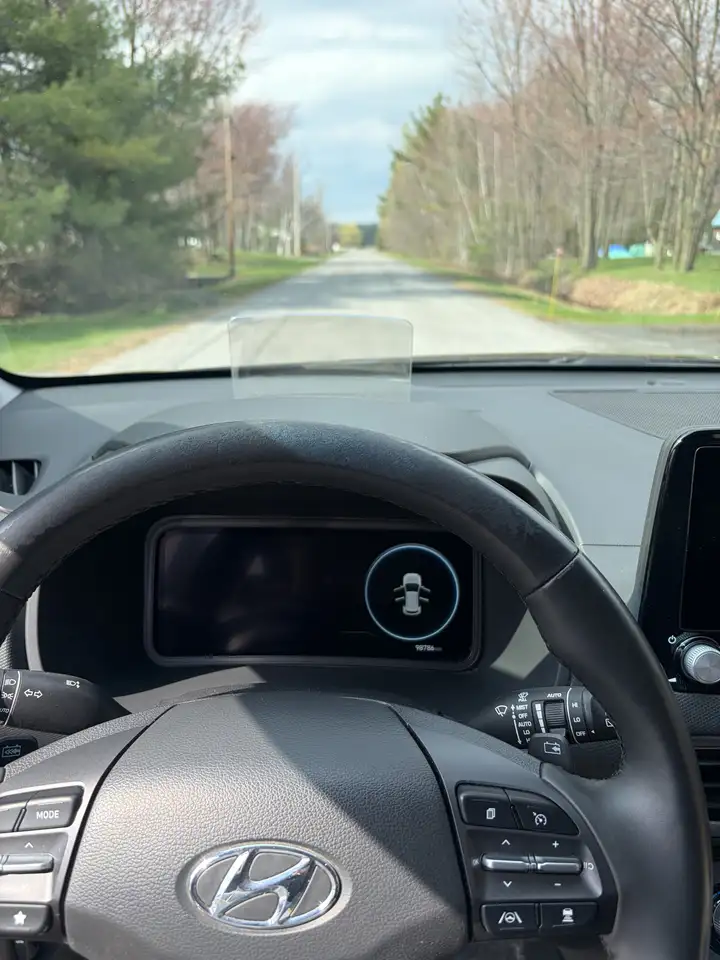 Hyundai KONA снимка Hyundai KONA
