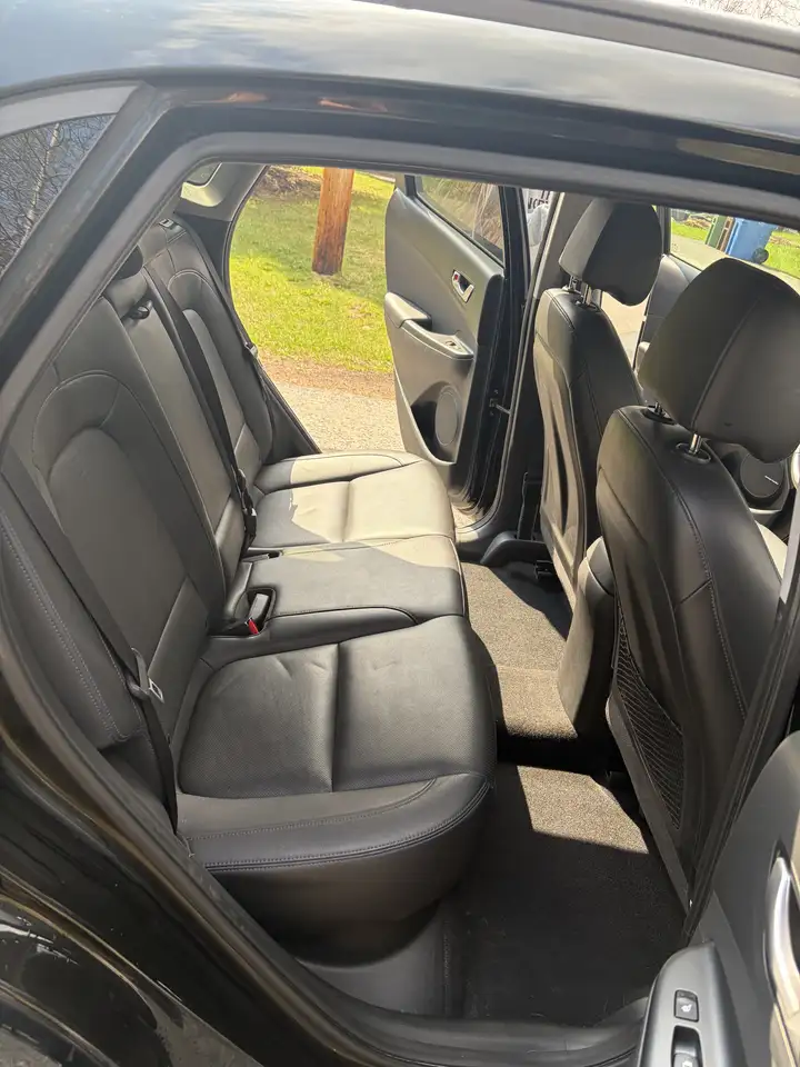 Hyundai KONA снимка Hyundai KONA