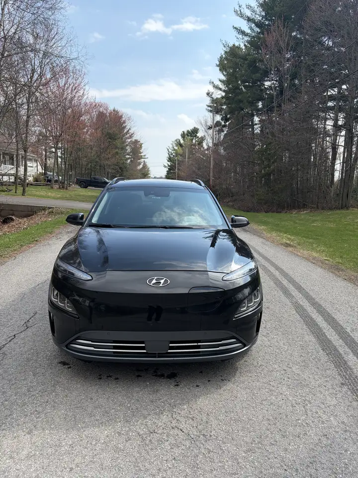 Hyundai KONA снимка Hyundai KONA