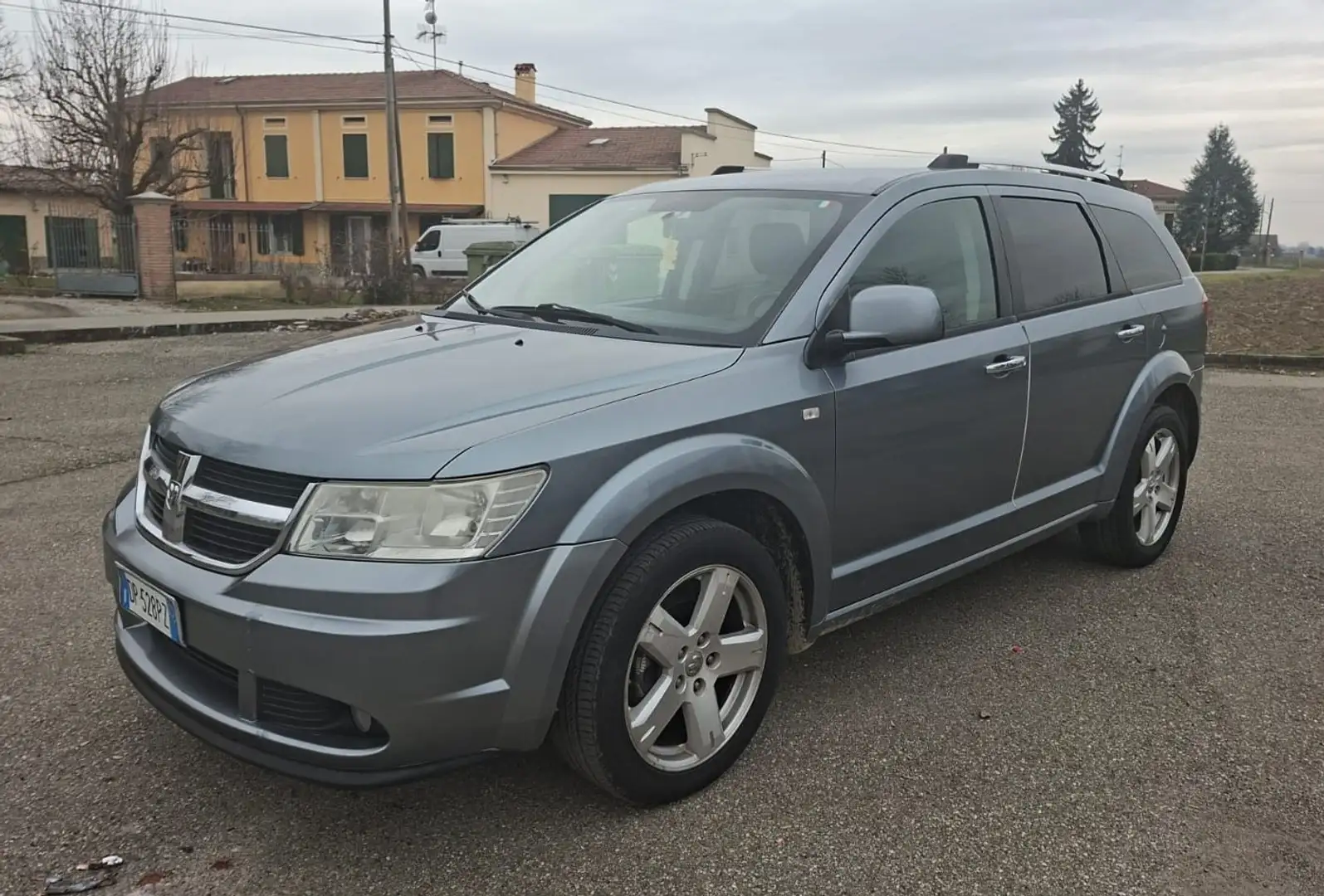 Dodge Journey Journey 2.0 td R/T dpf Grau - 2