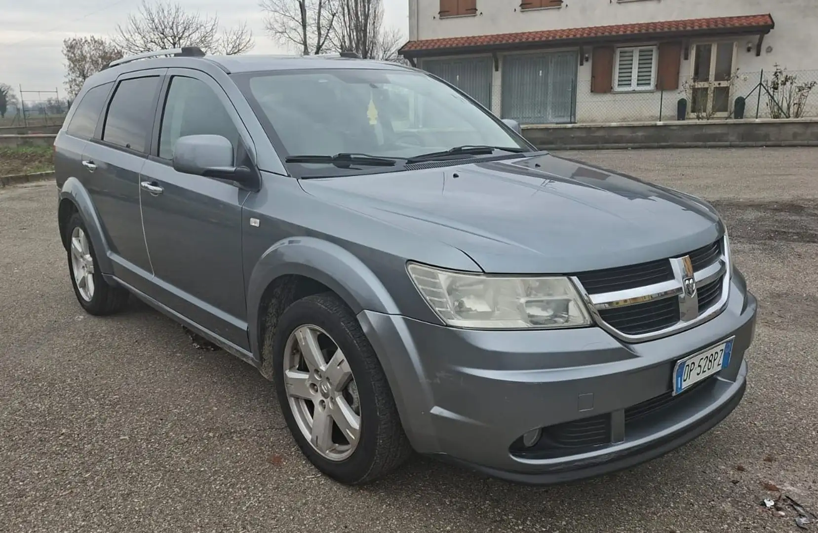Dodge Journey Journey 2.0 td R/T dpf Grau - 1