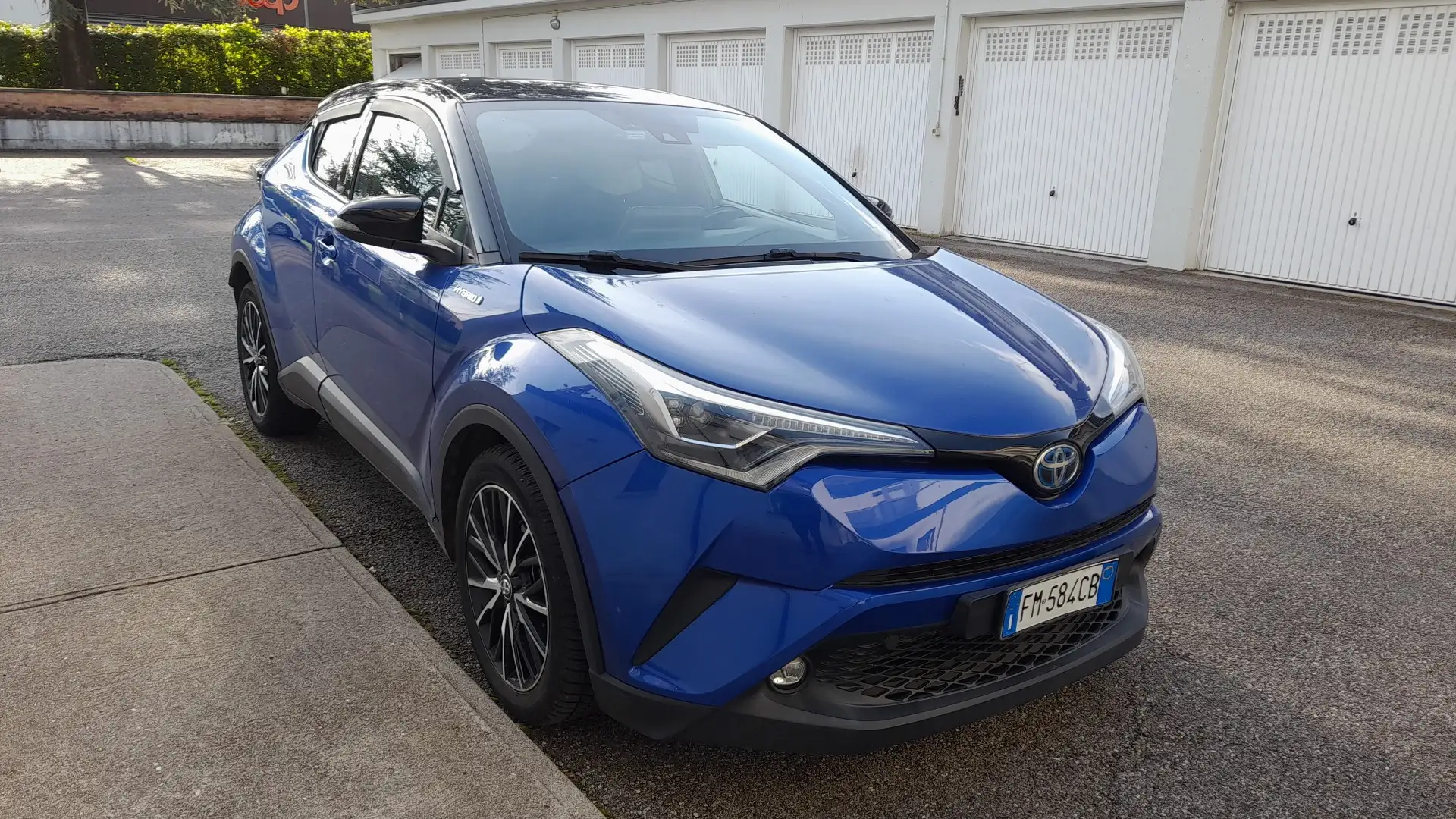 Toyota C-HR 1.8h Style 2wd e-cvt - 2