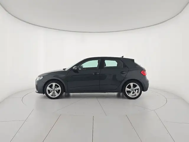 Audi A1 view 2