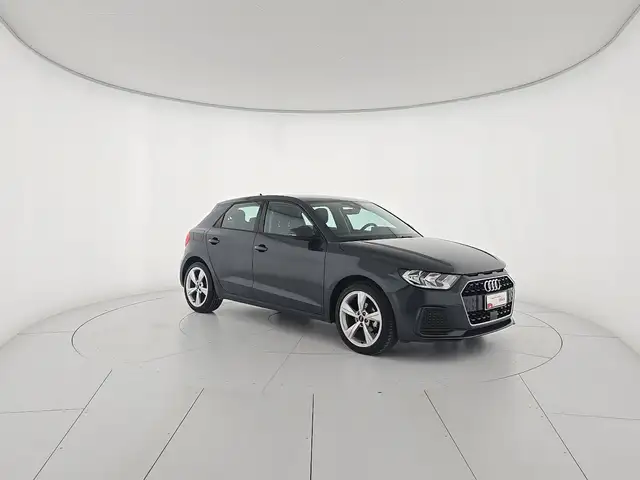 Audi A1 view 7