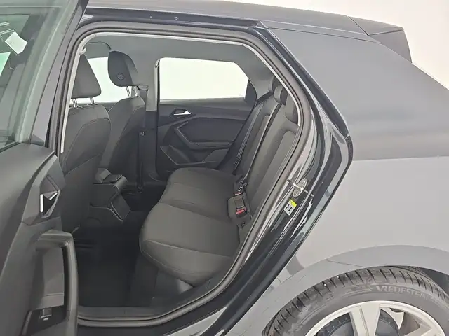 Audi A1 view 11
