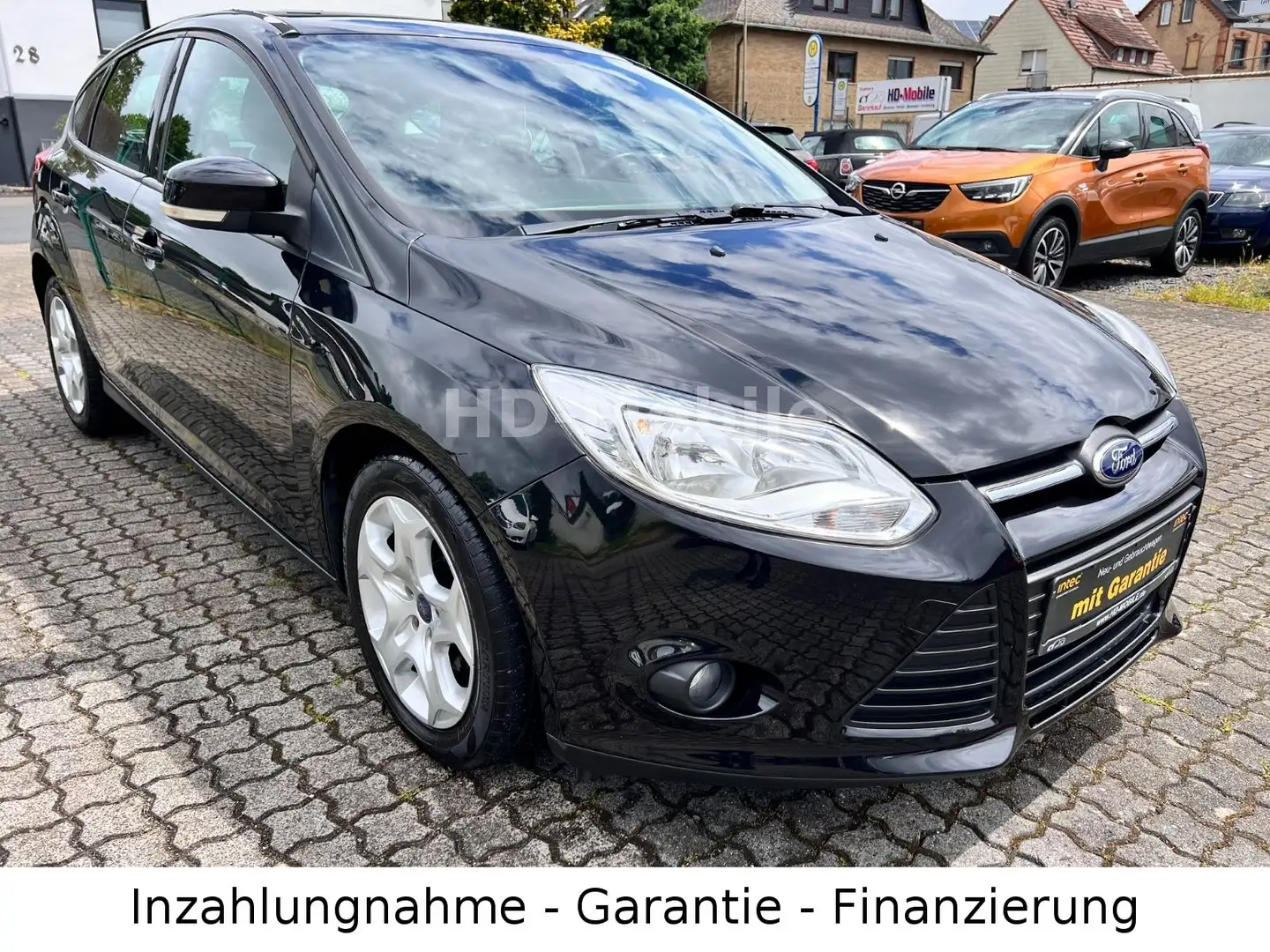 Ford Focus Lim. Trend, Klimatronic, PDC, Allwetter Schwarz - 2