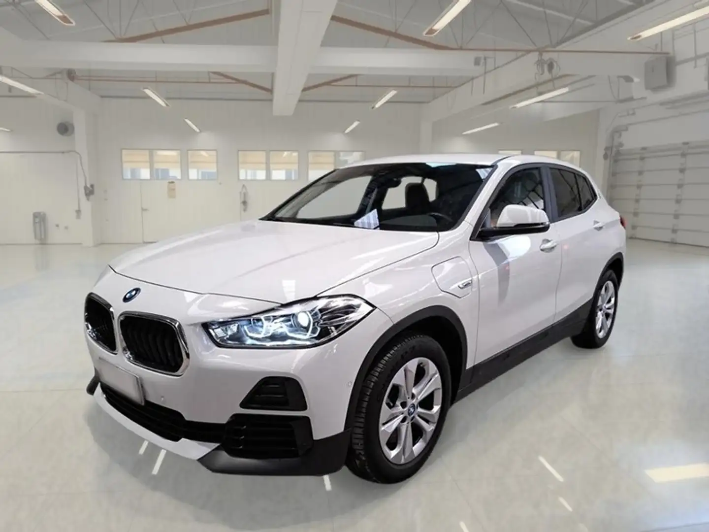 BMW X2 xDrive 25e Business X automatico - 1