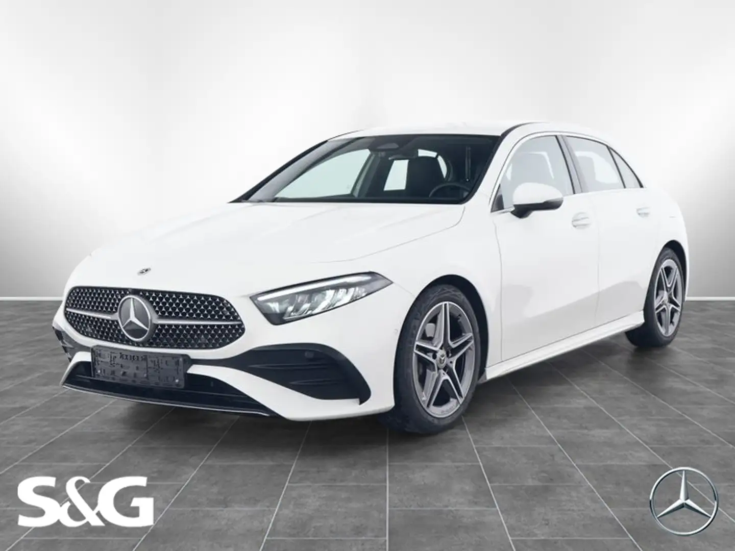 Mercedes-Benz A 180 AMG KEYLESS+KAMERA+CARPLAY+MBUX+18 ZOLL Weiß - 1