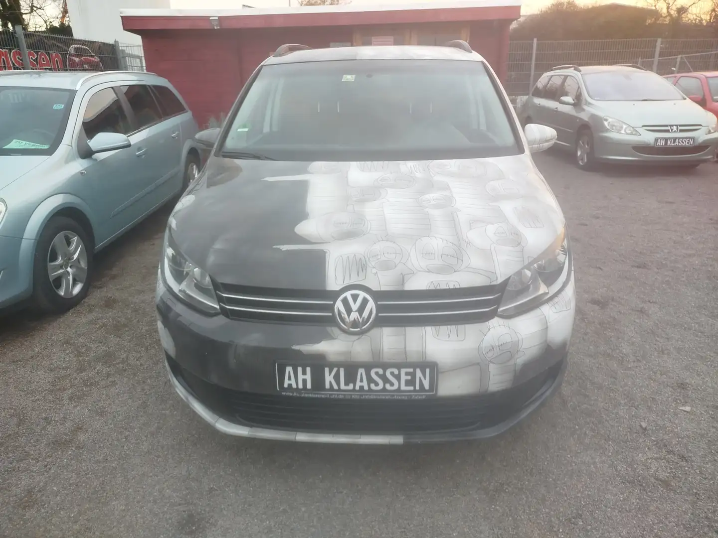 Volkswagen Touran Airbrush  // Tüv 3/27  / 7 Sitze Plateado - 1