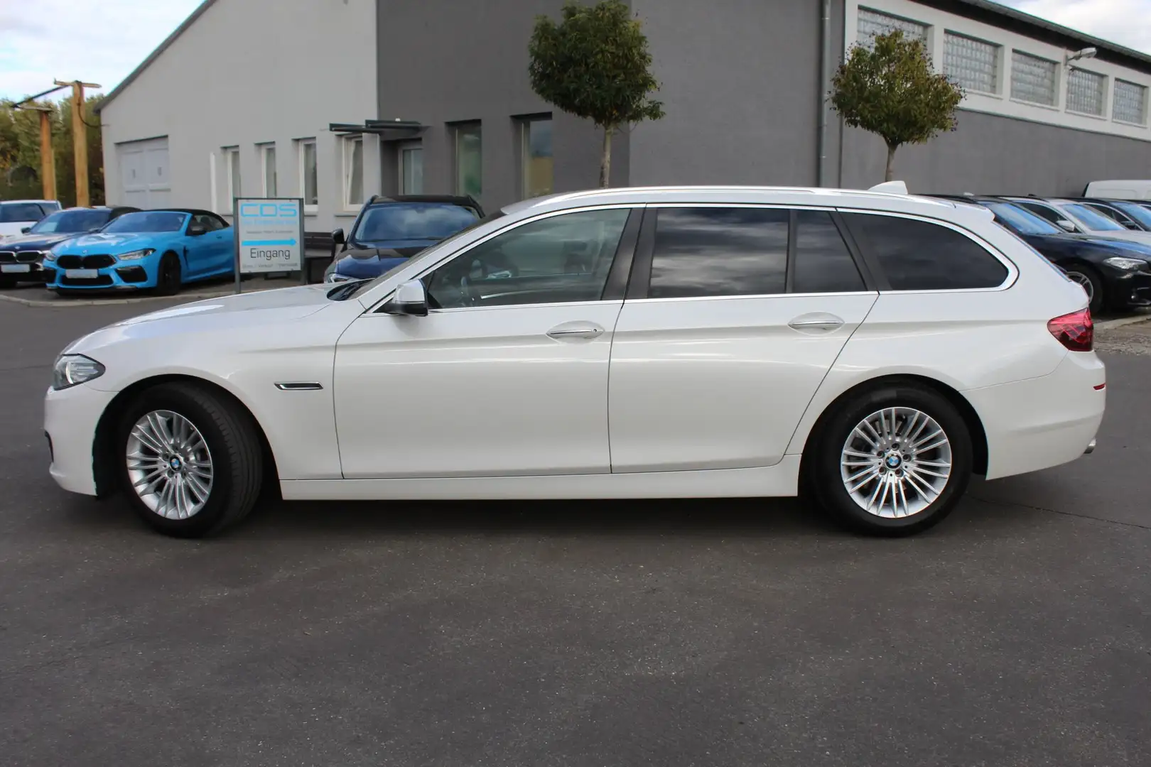 BMW 520 d Tour. Aut.+TOP ZUSTAND+Komfortsitz+NAVI Pro+AHK+ Weiß - 1