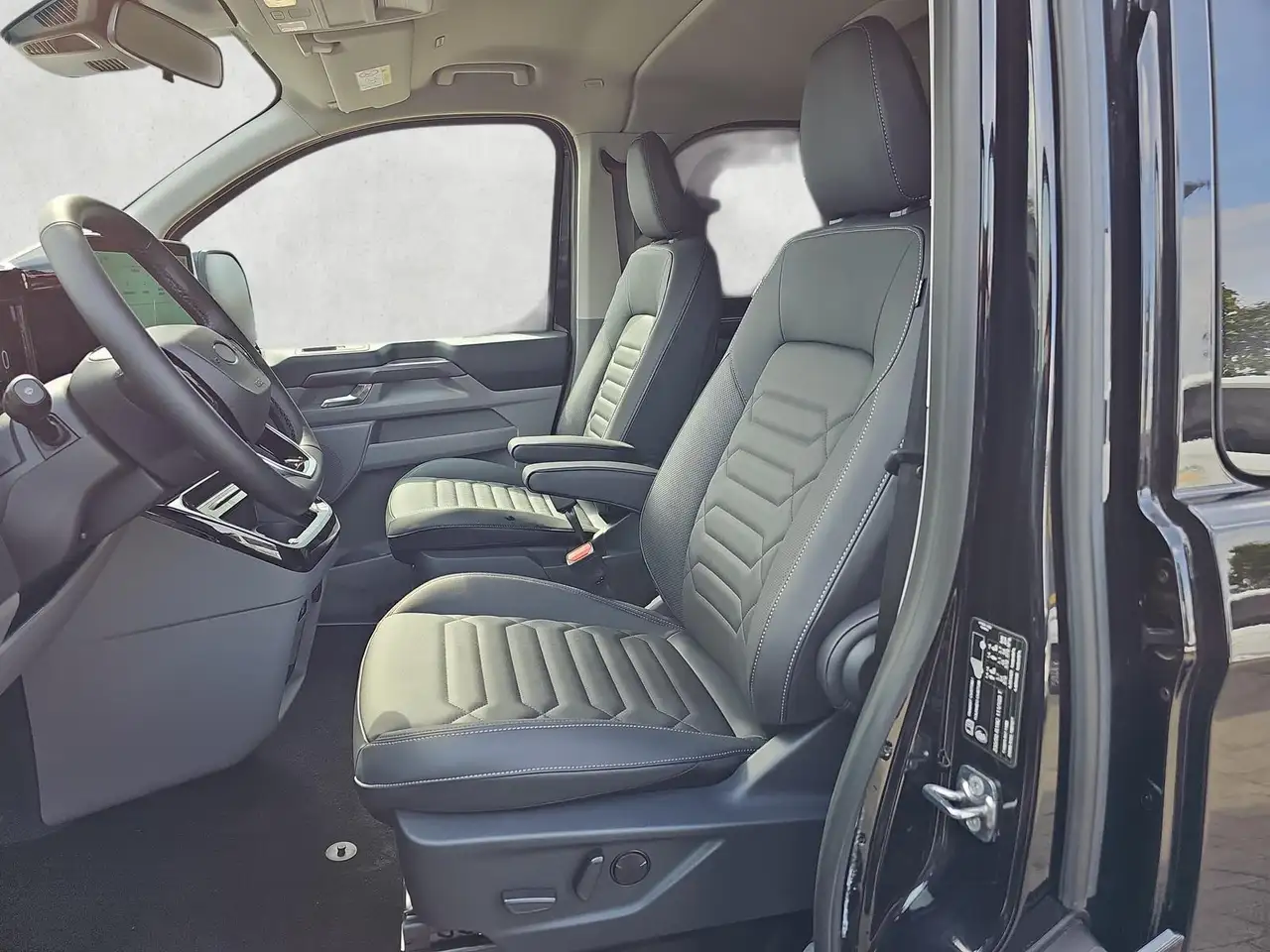 Ford Tourneo Custom 2.0 EB Autom Titanium X L2 ACC 10