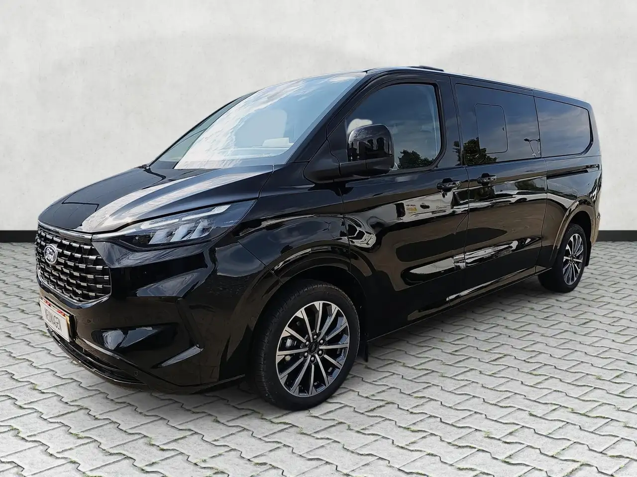 Ford Tourneo Custom 2.0 EB Autom Titanium X L2 ACC 4