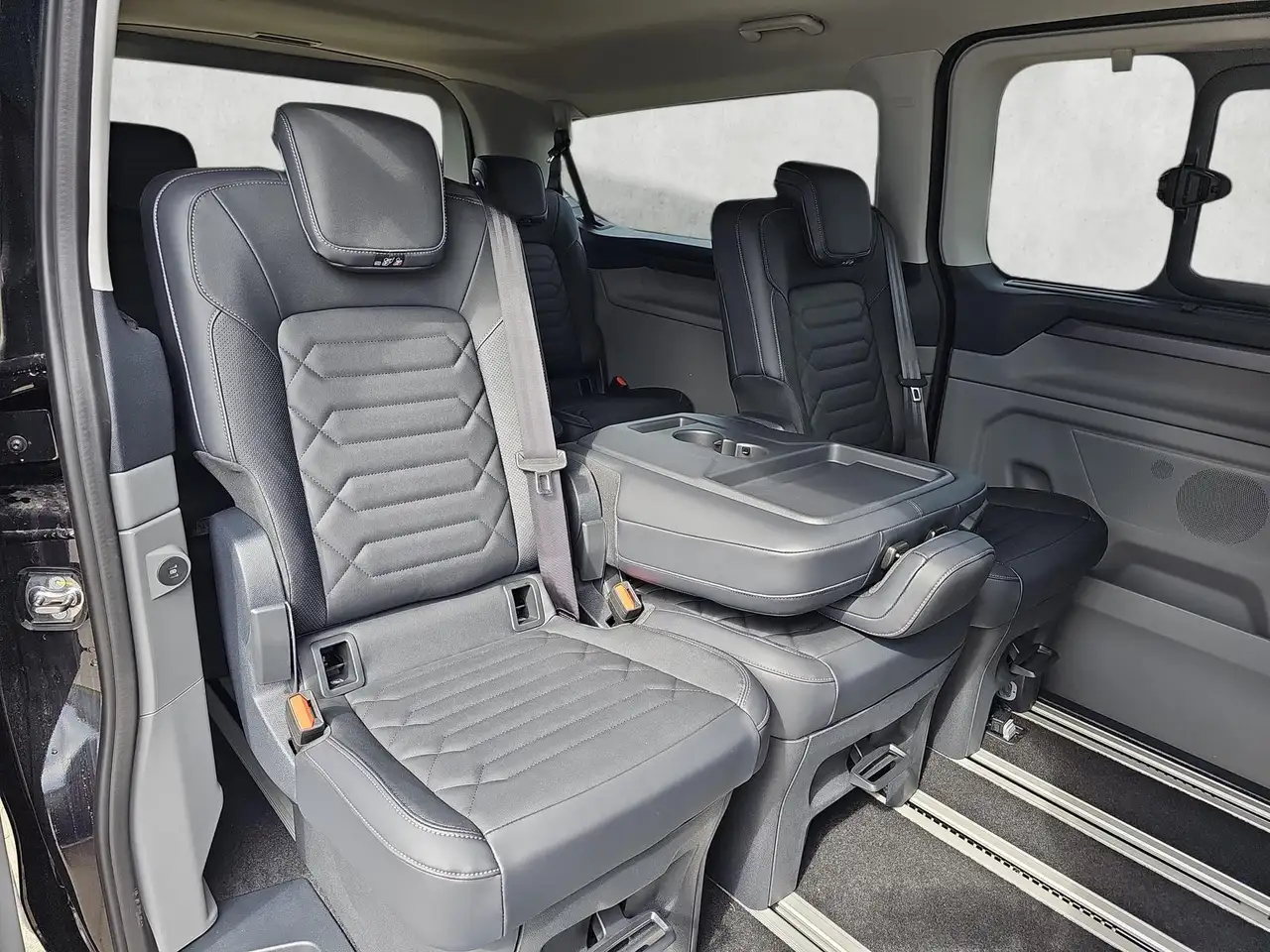 Ford Tourneo Custom 2.0 EB Autom Titanium X L2 ACC 14
