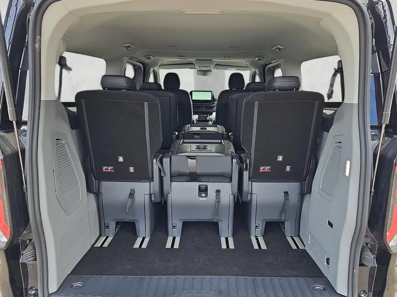 Ford Tourneo Custom 2.0 EB Autom Titanium X L2 ACC 15
