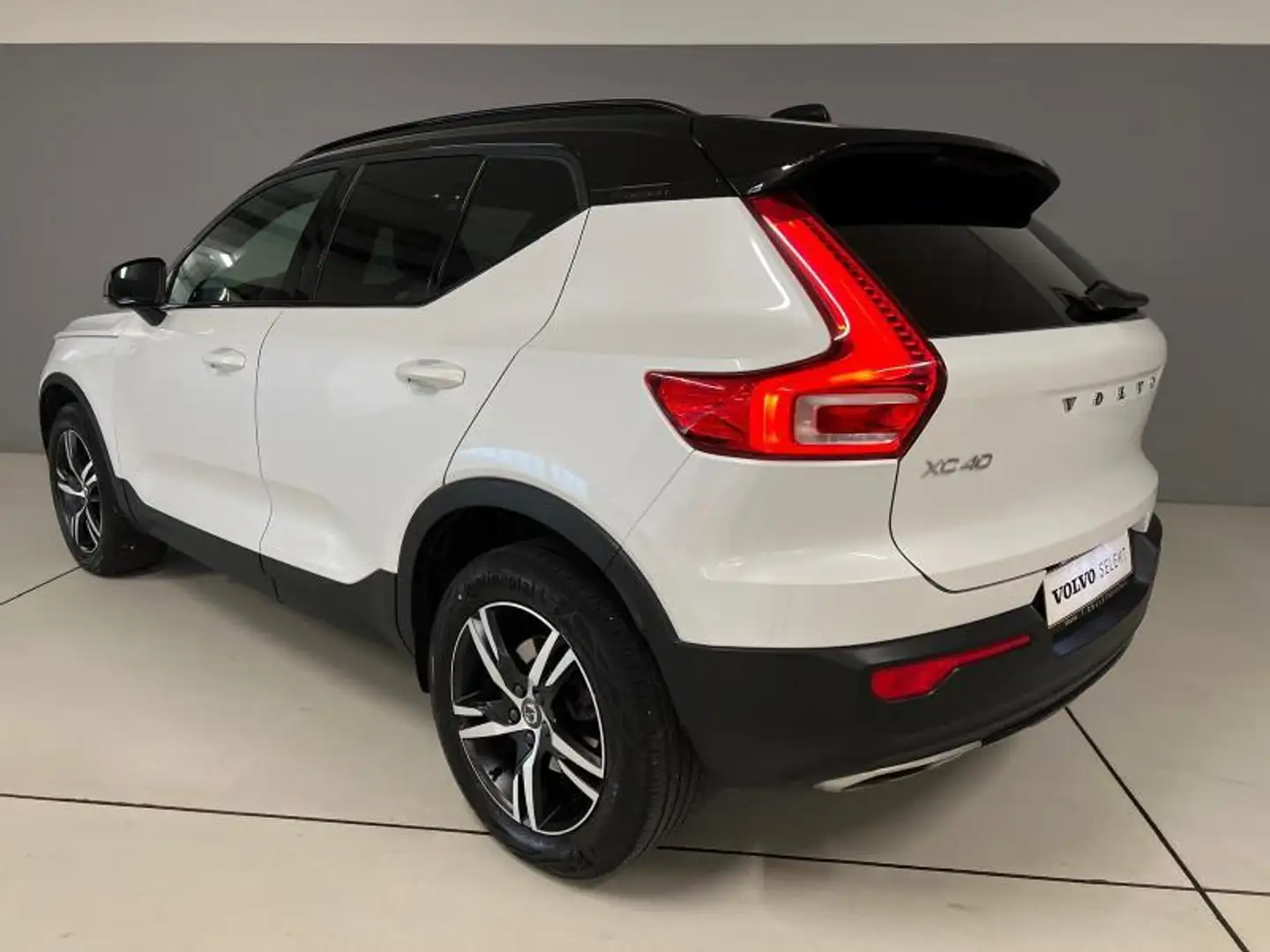 Volvo XC40 R-Design Blanco - 2