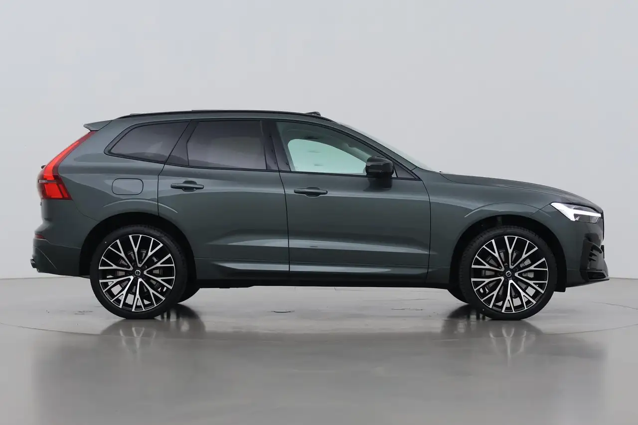 Volvo XC60 2026 — фото 10