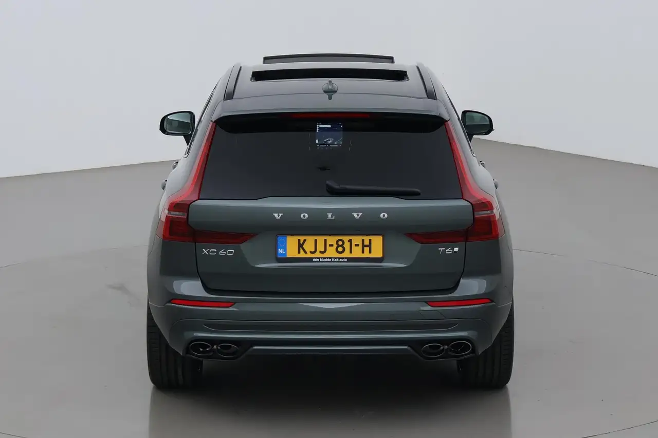 Volvo XC60 2026 — фото 9