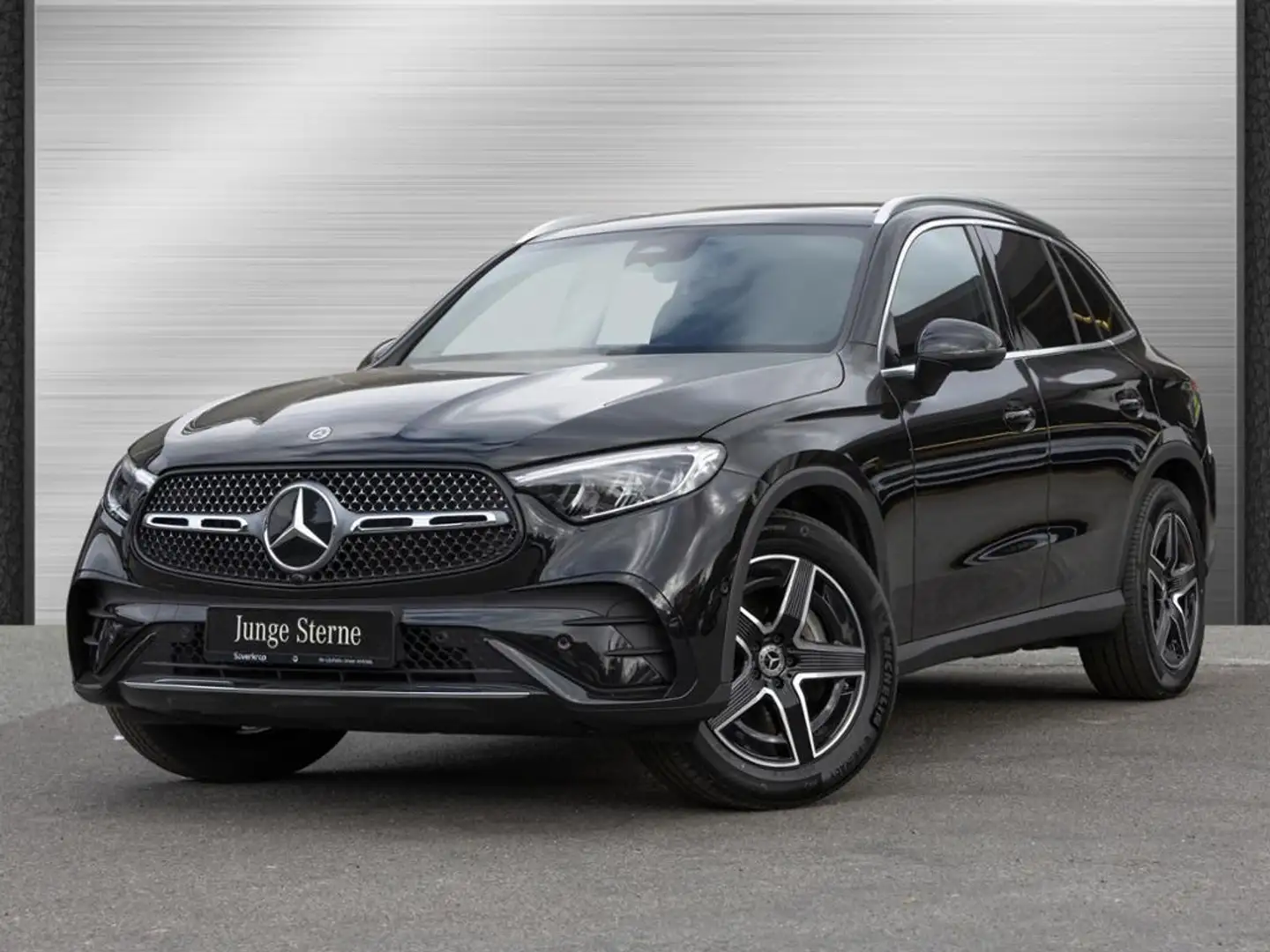 Mercedes-Benz GLC 220 d 4M , AMG SPUR PANO AHK KAMERA PDC SHZ Schwarz - 2