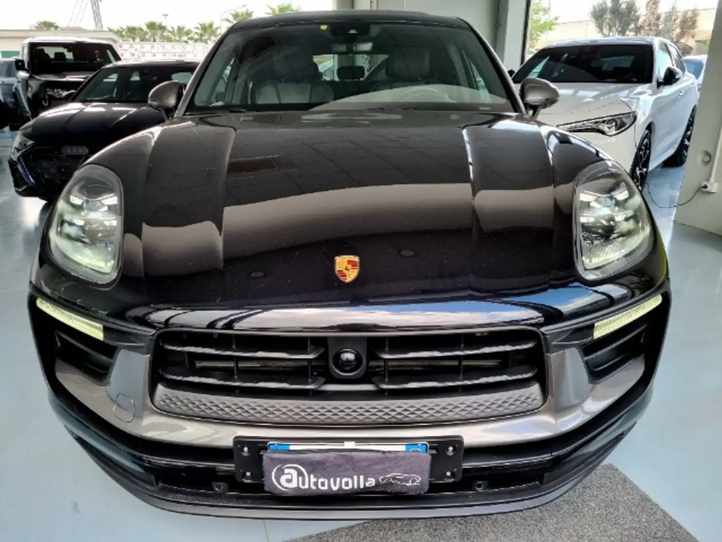 Porsche Macan T Nero - 2