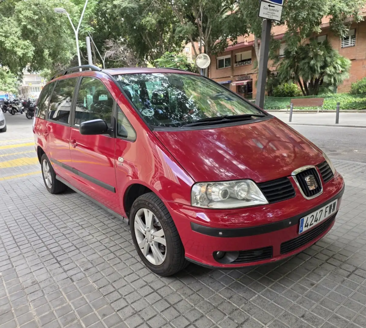 SEAT Alhambra 1.9TDi Reference 115 Rojo - 2