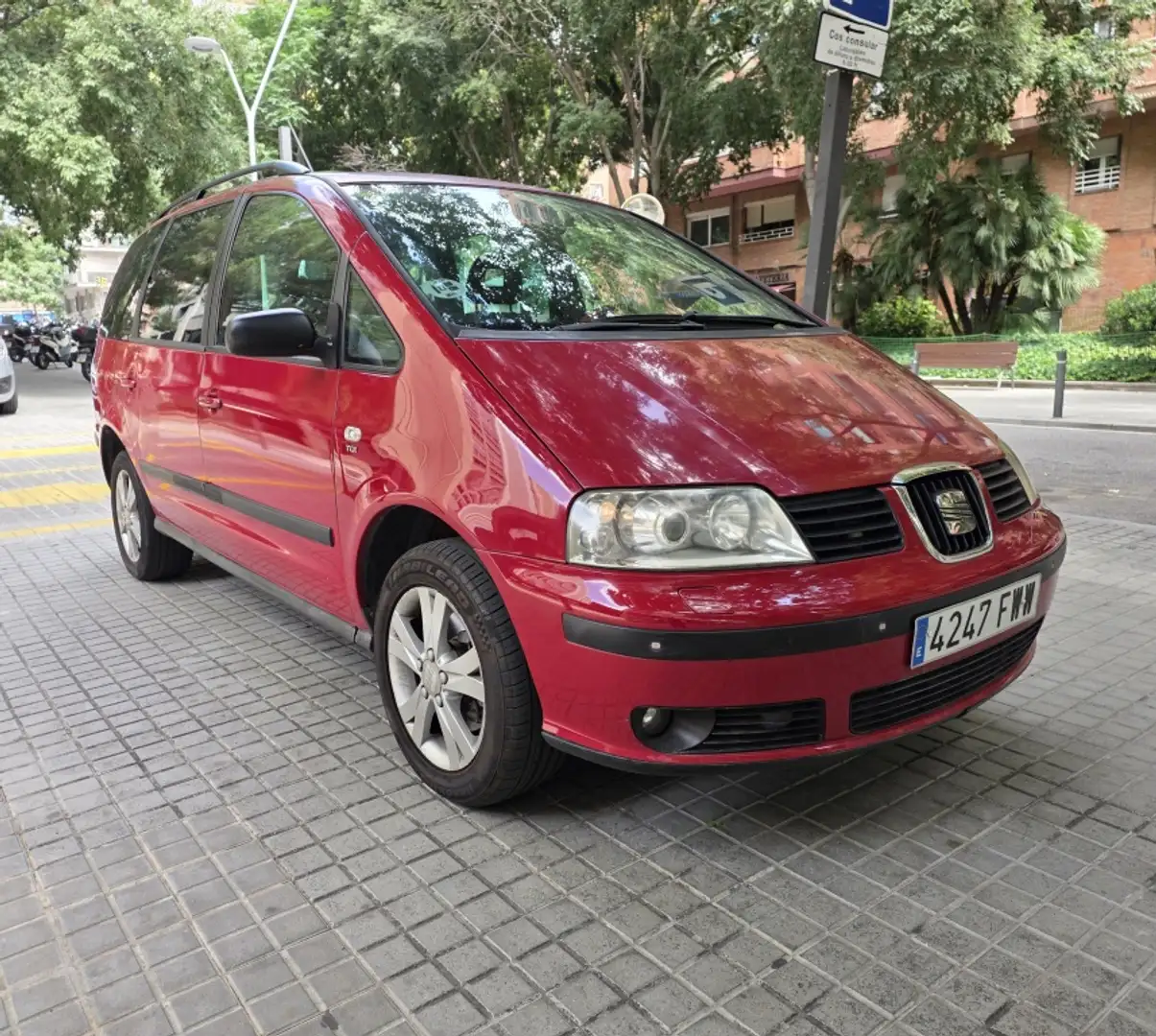 SEAT Alhambra 1.9TDi Reference 115 Rojo - 1