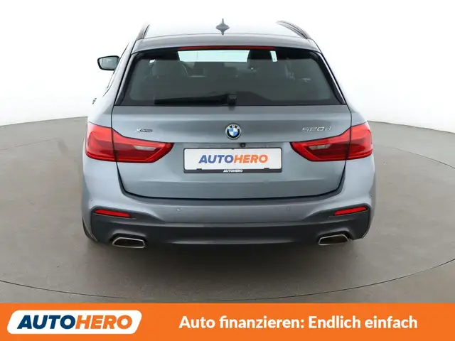 BMW 5 Series view 5