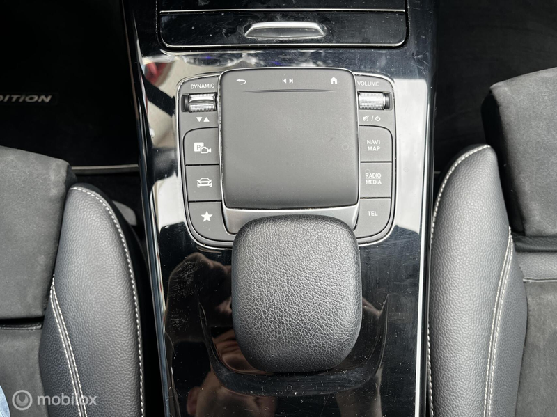 Mercedes-Benz A 200 AMG - PAKKET AUTOMAAT/CAMERA/LEER — photo 13