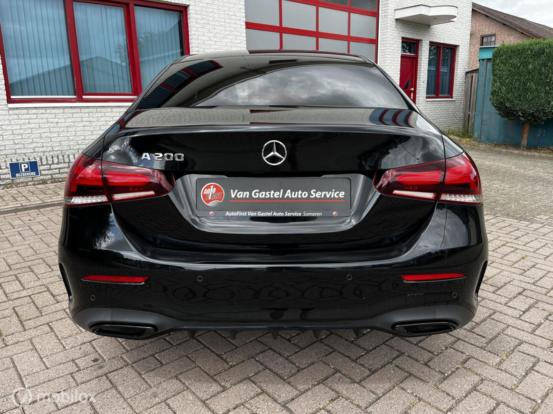 Mercedes-Benz A 200 AMG - PAKKET AUTOMAAT/CAMERA/LEER — photo 4