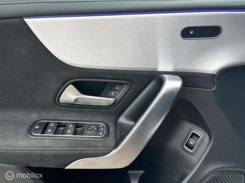 Mercedes-Benz A 200 AMG - PAKKET AUTOMAAT/CAMERA/LEER — photo 15
